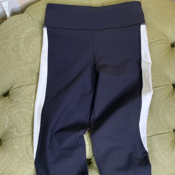 Johnny Was Calme Color Blocked Sports Bra & Leggings Set Size XS NWT Retail $206 - Picture 10 of 14